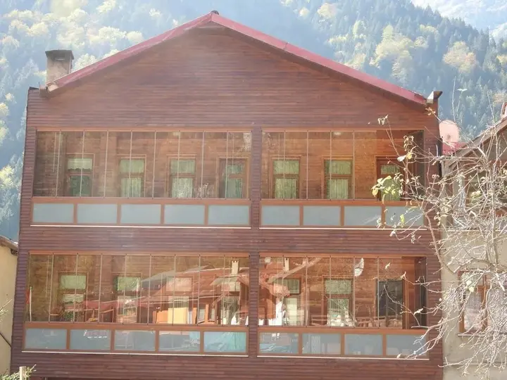 Узунгёль: Zengin Motel