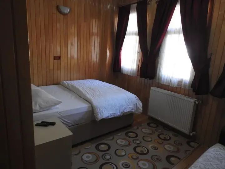 Узунгёль: Zengin Motel