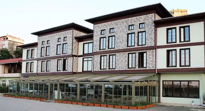 Чамлыхемшин: Deniz Konak Otel