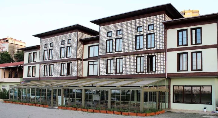 Чамлыхемшин: Deniz Konak Otel