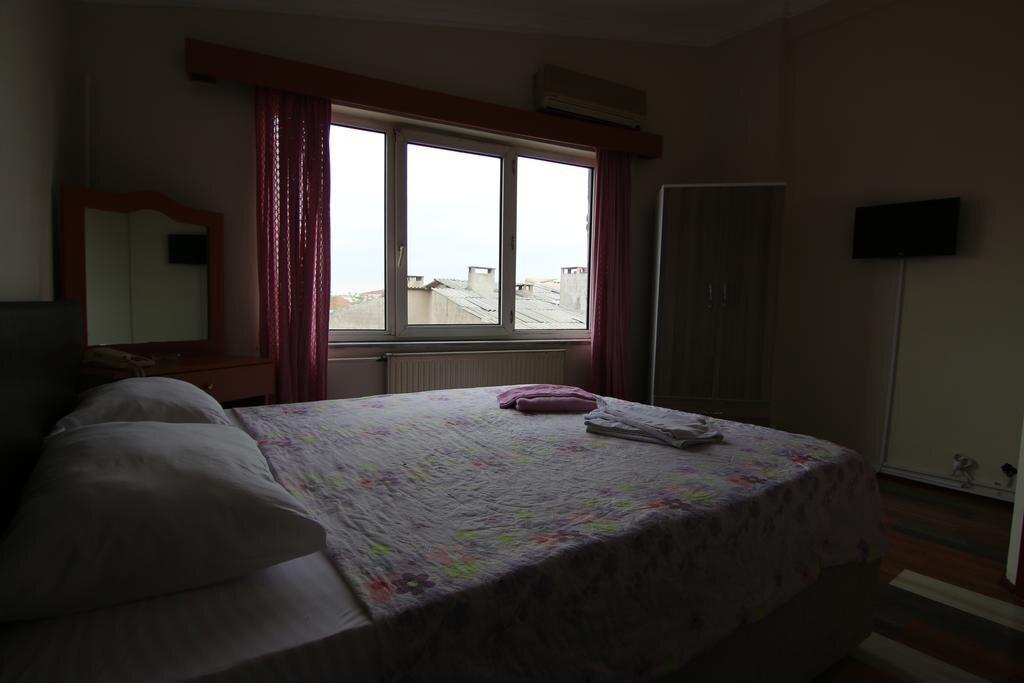 Корлу: Istanbul Hotel Corlu