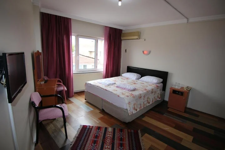 Корлу: Istanbul Hotel Corlu
