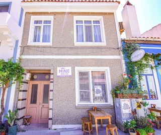 Бозджаада: Mine Tatil Evi