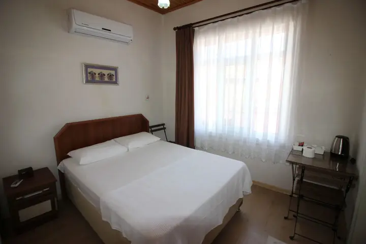 Бозджаада: Mine Tatil Evi