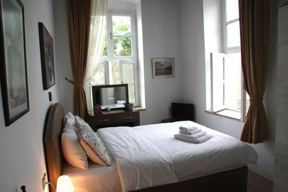 Бозджаада: Akarsu Kalyopi Otel