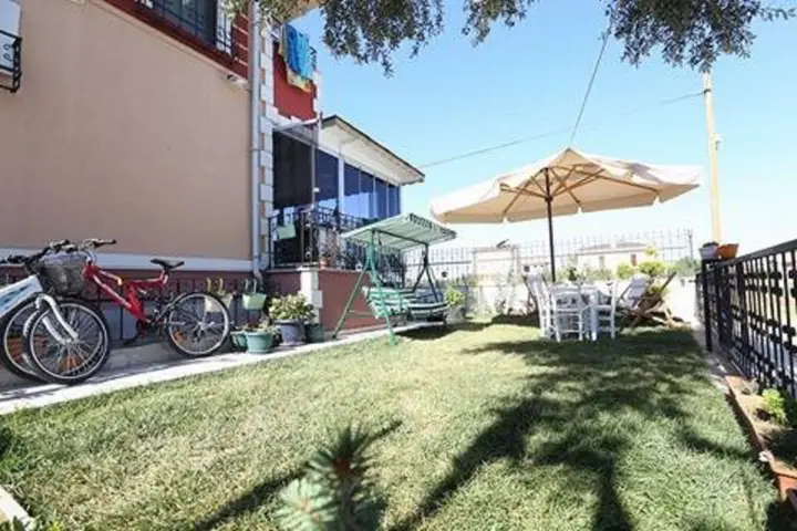 Тевфикие: Ede Apart Otel