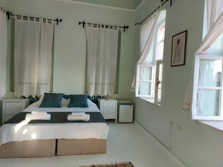 Айвалык: Eolos House Cunda