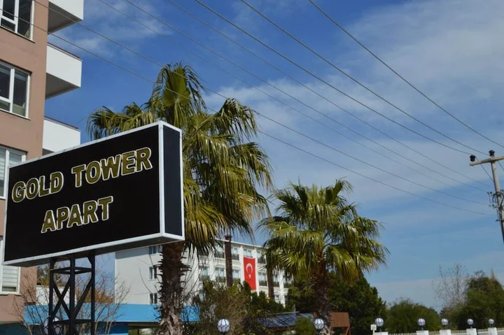 Анталья: Antalya 242 Gold Tower