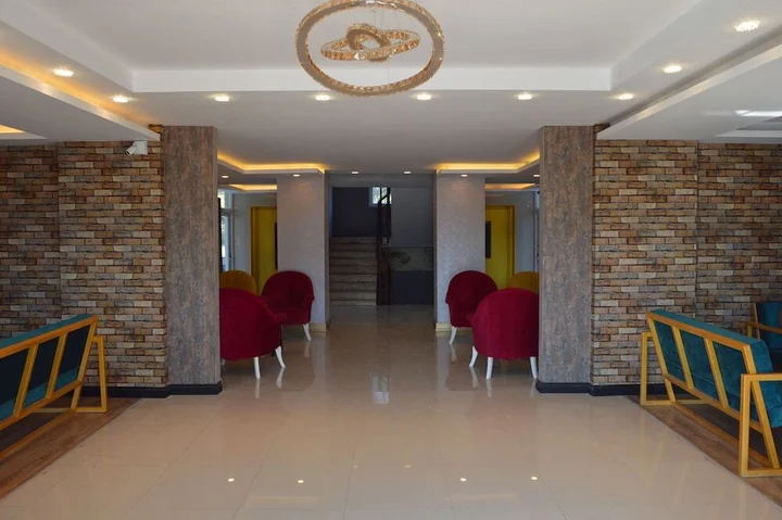Анталья: Antalya 242 Gold Tower