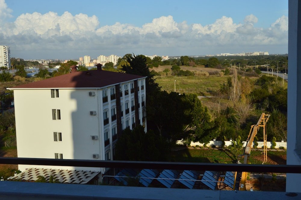Анталья: Antalya 242 Gold Tower
