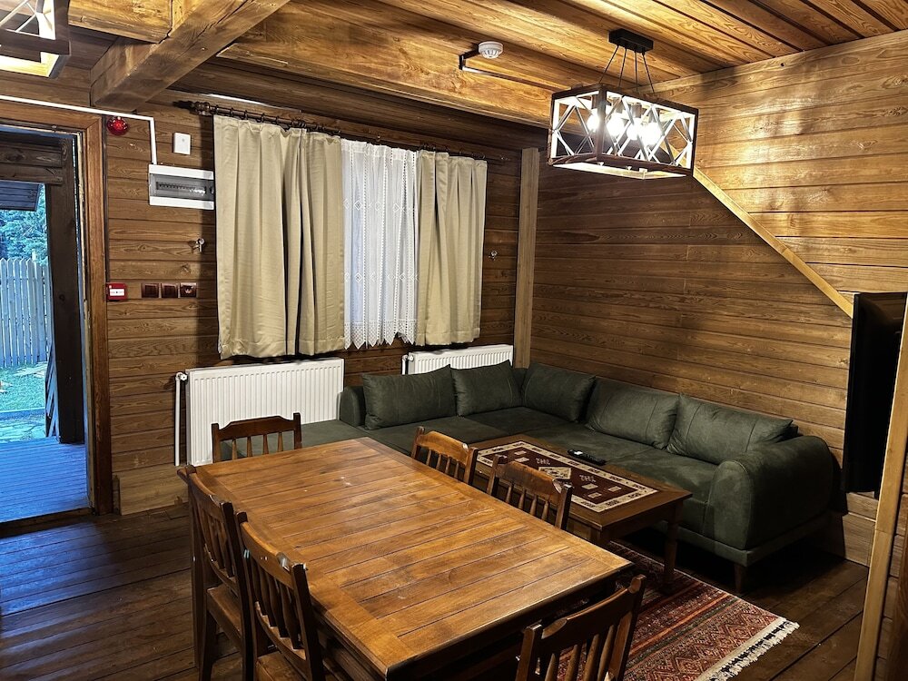 Османгази: Karinna Forest Houses
