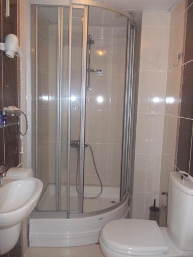Янык: Izmit Star House Hotel