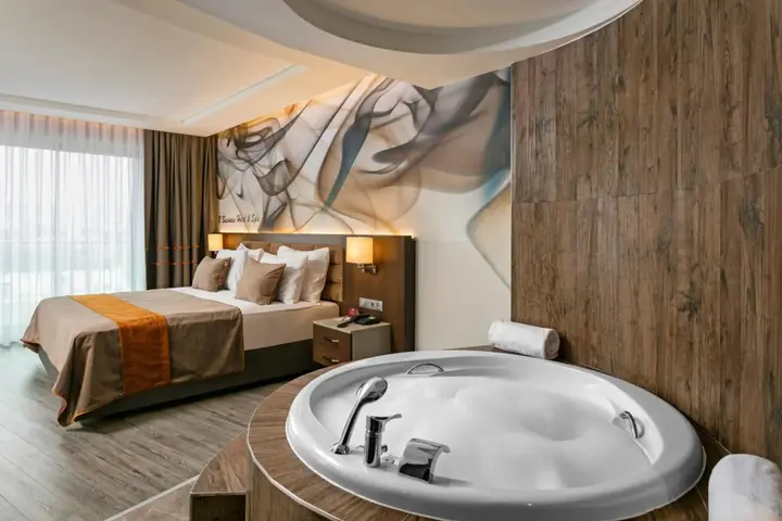 Анталья: B Business Hotel & Spa