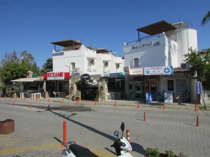 Битез: Çavus Hotel & Apart