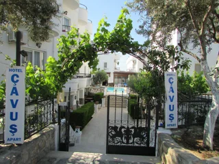 Битез: Çavus Hotel & Apart