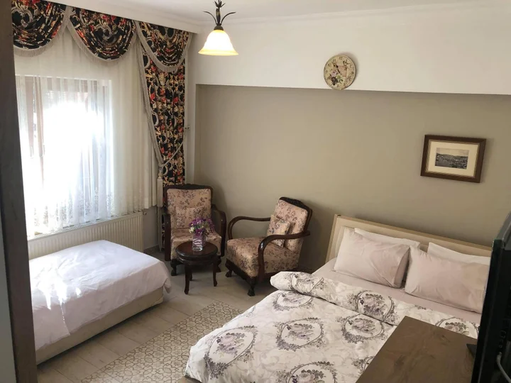 Бурхание: Pekcan Otel