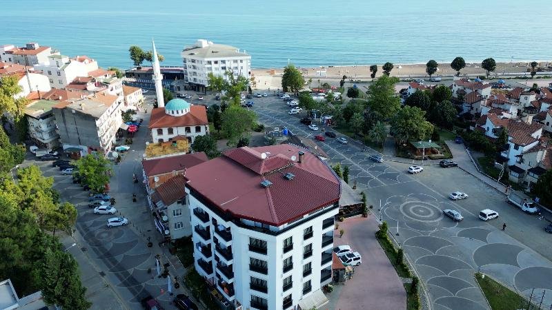 Акчакоча: Ceneviz Suit-Hotel