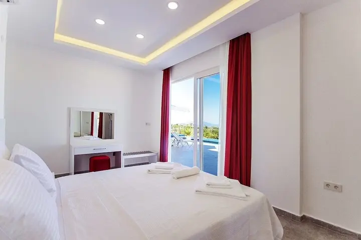 Исламлар: Villa Nar