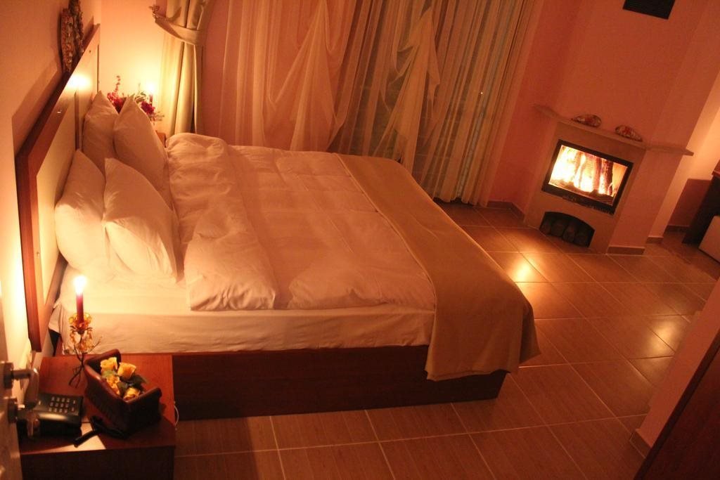 Сайл: Tramonto Hotel