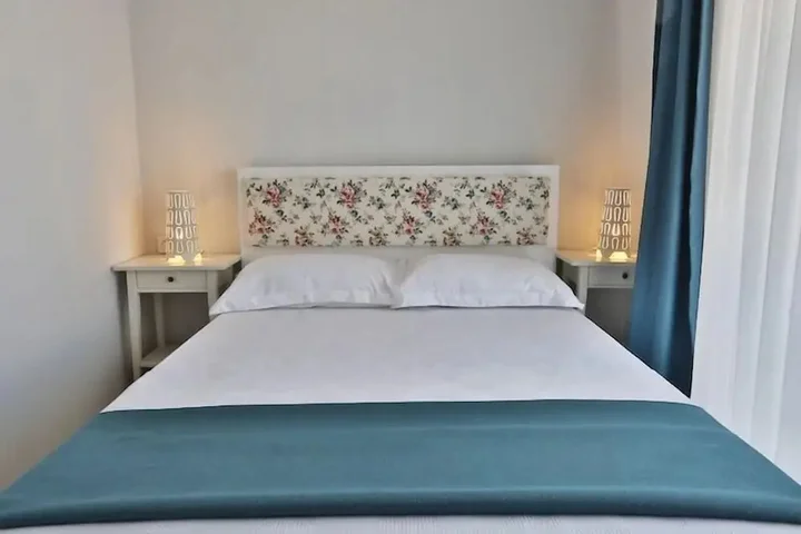 Датча: Emre Hotel 10 Oda