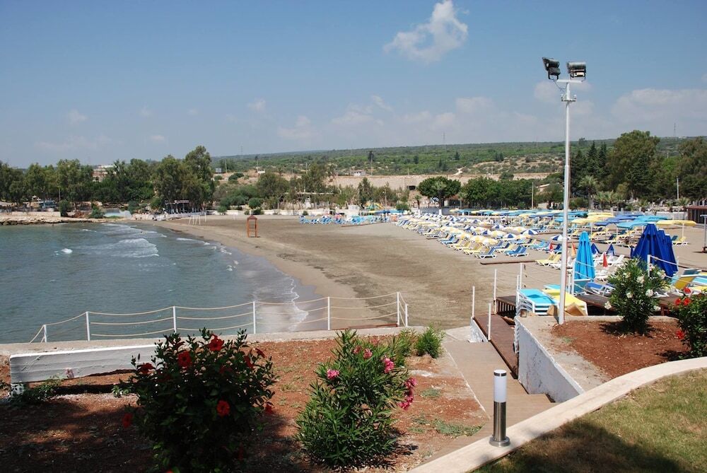 Силифке: Queenaba Beach