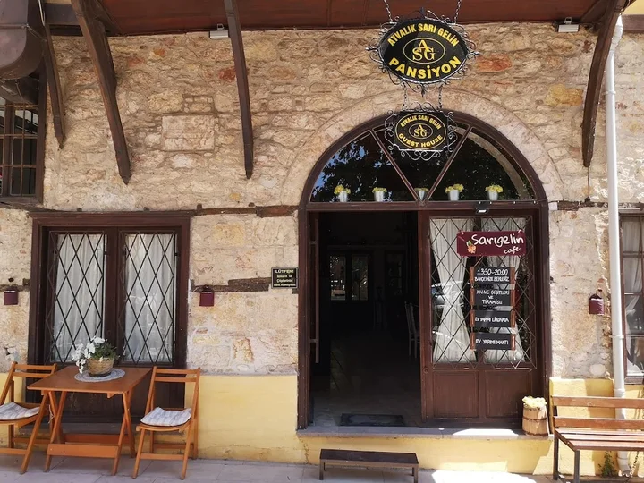 Айвалык: Ayvalik Sarigelin Pansiyon