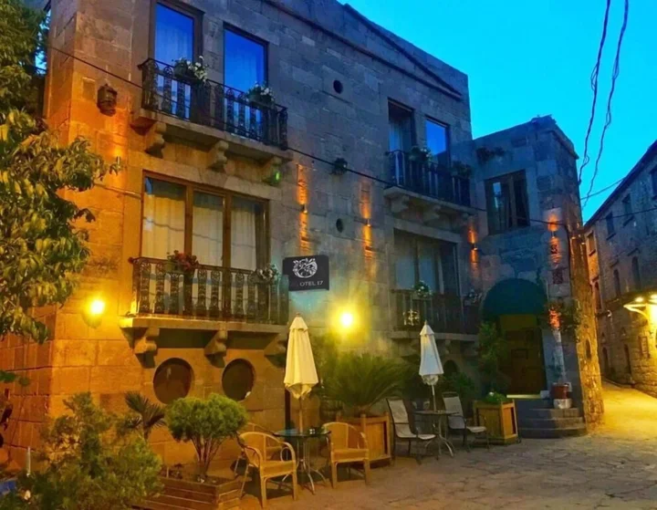 Бехрамкале: Tas Hotel 17