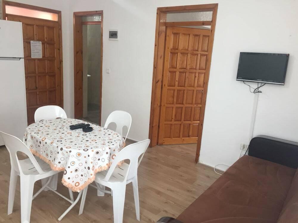 Дальян: Tufan Apartment