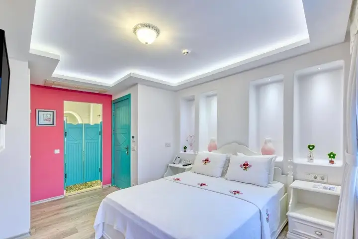 Sigacik Gardenya Buti̇k Otel — фото 1