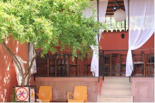 Айвалык: Cundahan Guesthouse