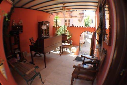 Айвалык: Cundahan Guesthouse