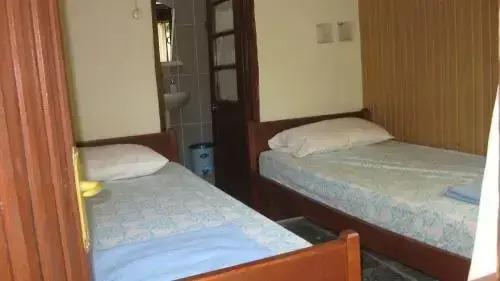 Айвалык: Ayvalik Dostlar Pansiyon