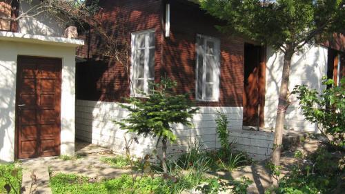 Айвалык: Ayvalik Dostlar Pansiyon