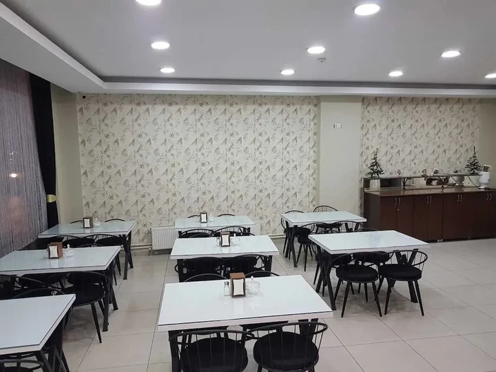 Конья: Deluxe Hotel
