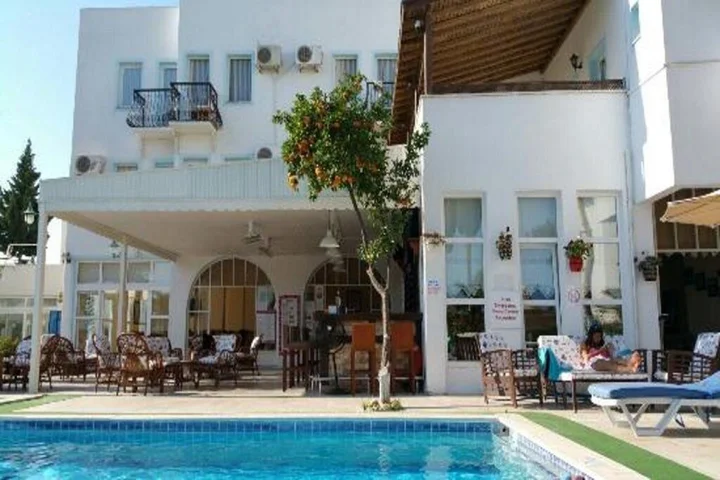 Тургутрейс: Irme Hotel