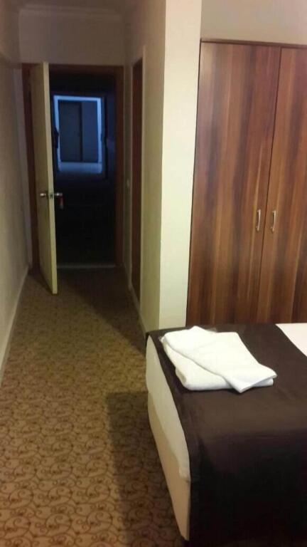 Лапсеки: Kiraz Hotel
