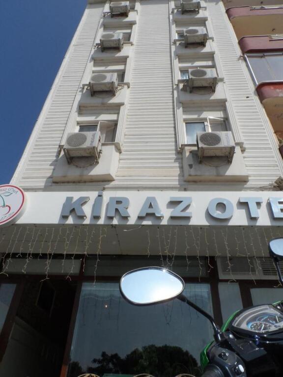 Лапсеки: Kiraz Hotel