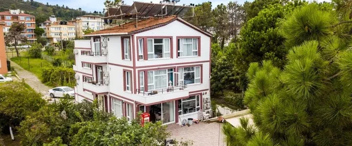 Унье: Sebile Hanim Sahil Otel