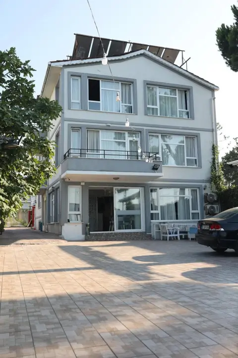 Унье: Sebile Hanim Sahil Otel