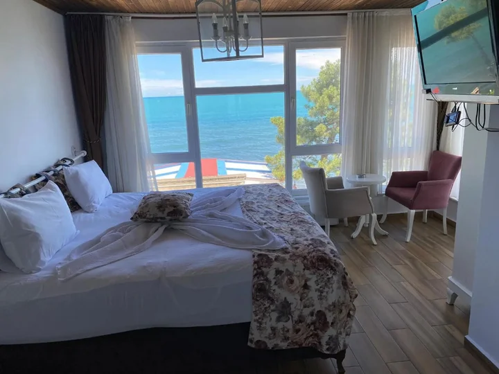 Унье: Sebile Hanim Sahil Otel