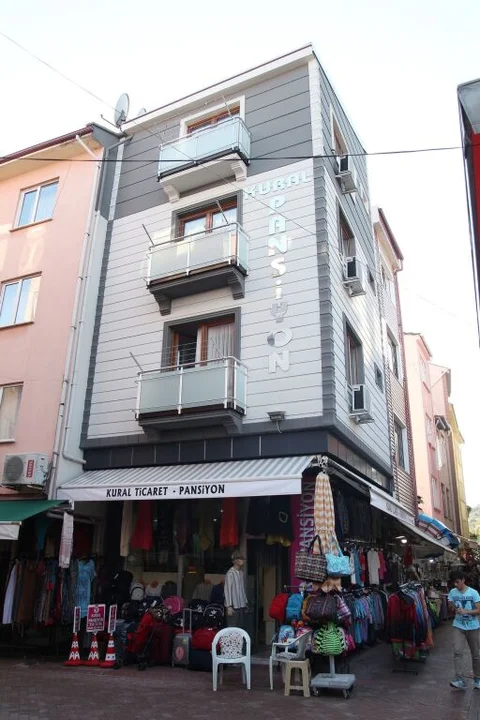Бартын: Kural Pansiyon