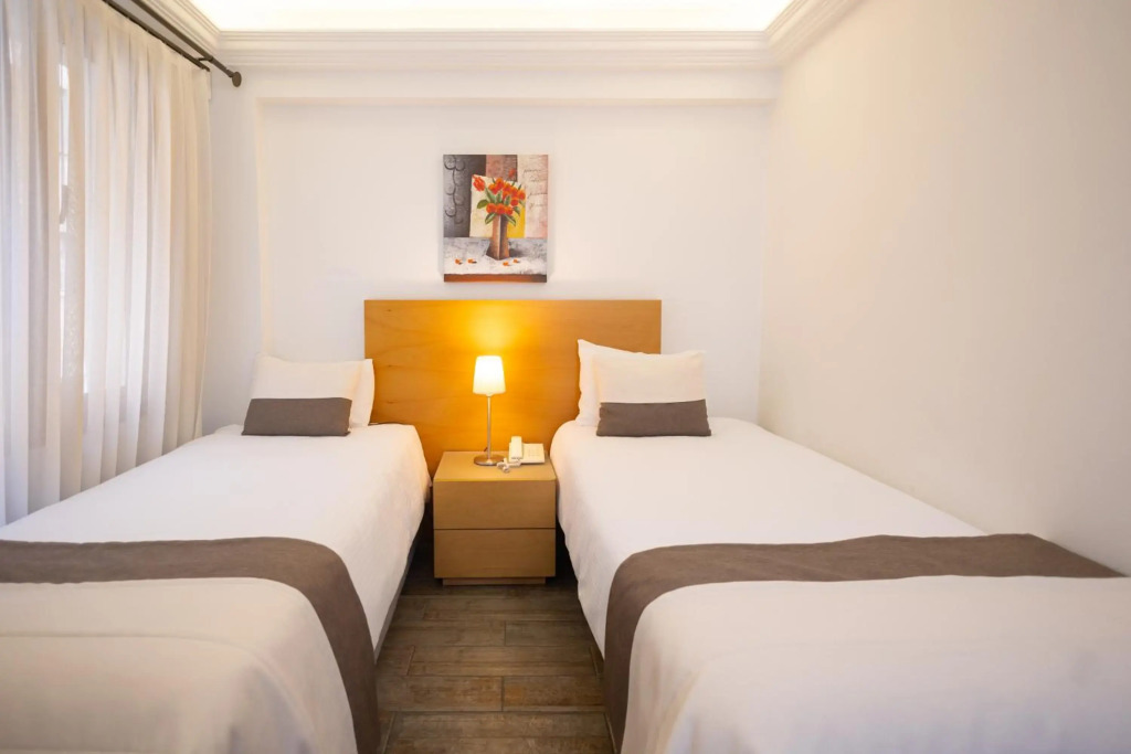 Измир: MB City Hotel