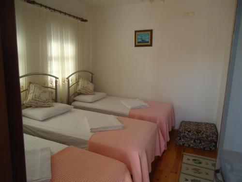 Акьяка: Villa Seos