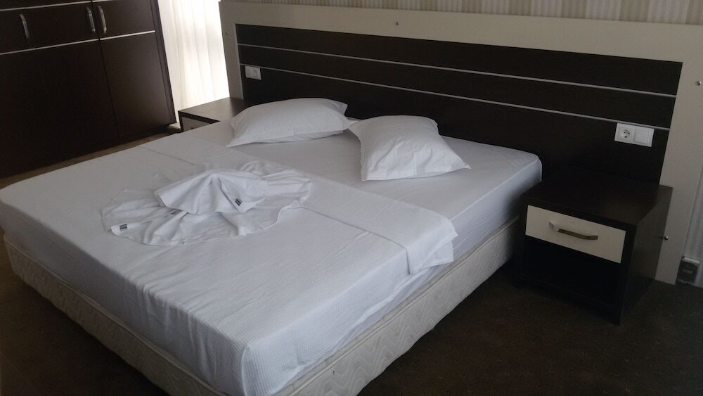 Эдремит: Uytun Hotel