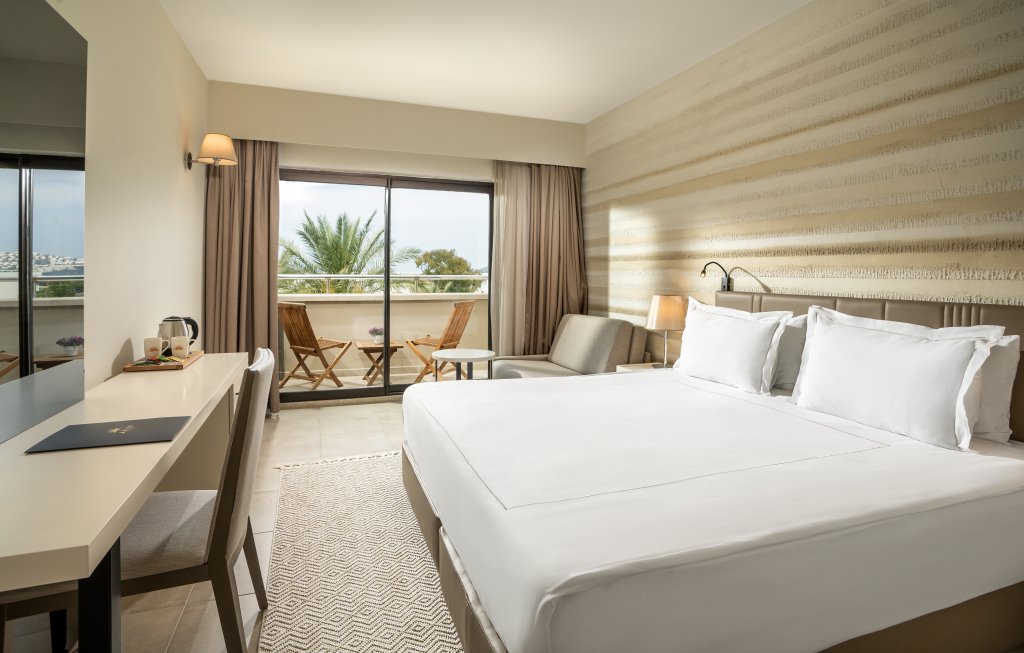 Тургутрейс: Arin Resort Bodrum