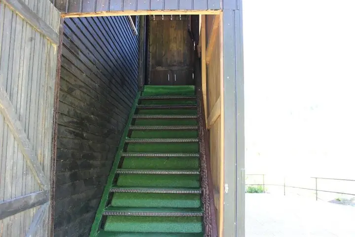 carousel image 0