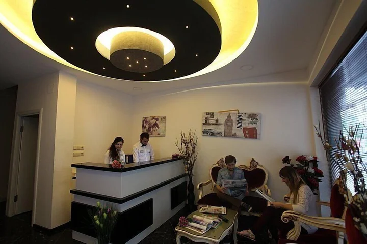 Унье: City Hotel