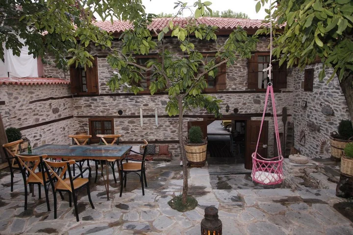 Салихли: Birgi Yeni Gelin Evi
