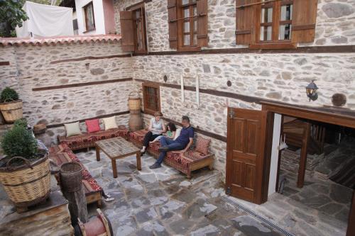 Салихли: Birgi Yeni Gelin Evi