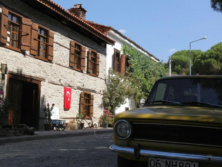 Салихли: Birgi Yeni Gelin Evi
